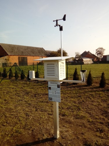 klatka_meteorologiczna_drewniana_stacja_meteorologiczna_8.jpg